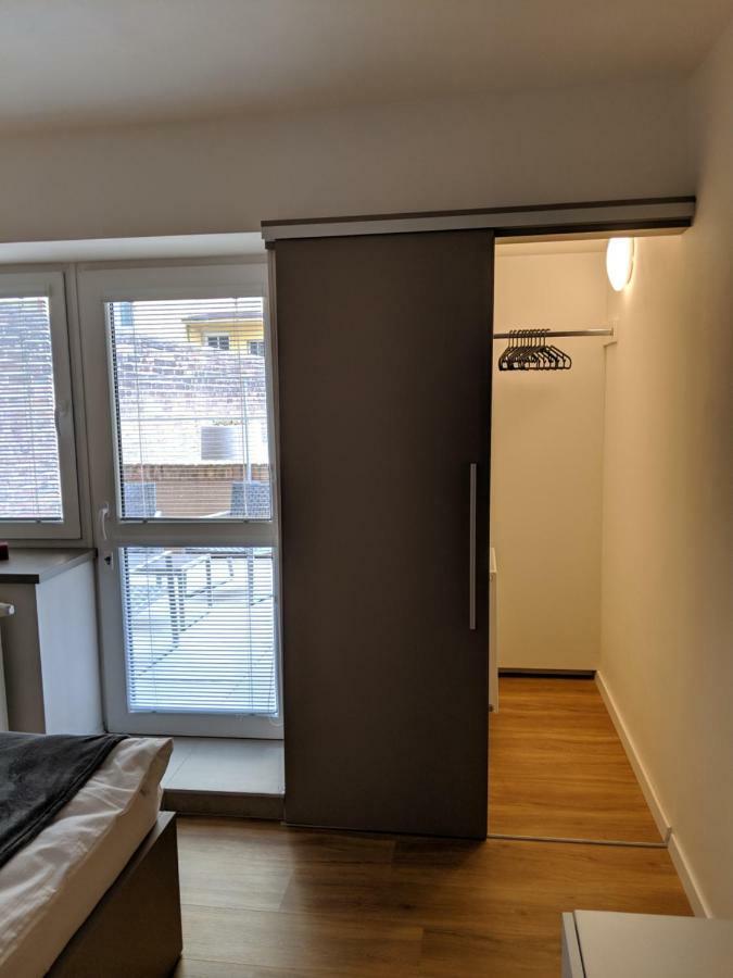 Ap 1 - Apartments 4U Brezinova "Overnight Simply" Hradec Králové Eksteriør bilde