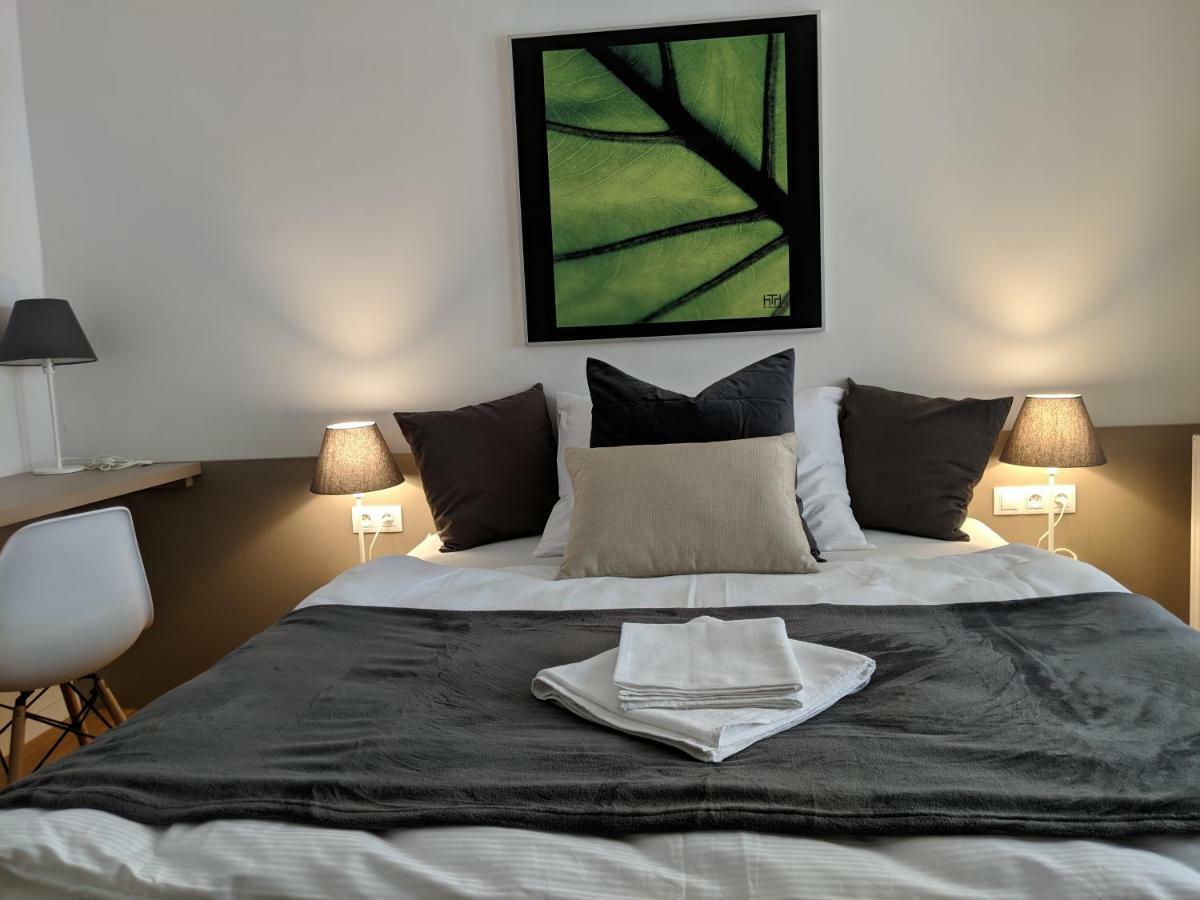 Ap 1 - Apartments 4U Brezinova "Overnight Simply" Hradec Králové Eksteriør bilde